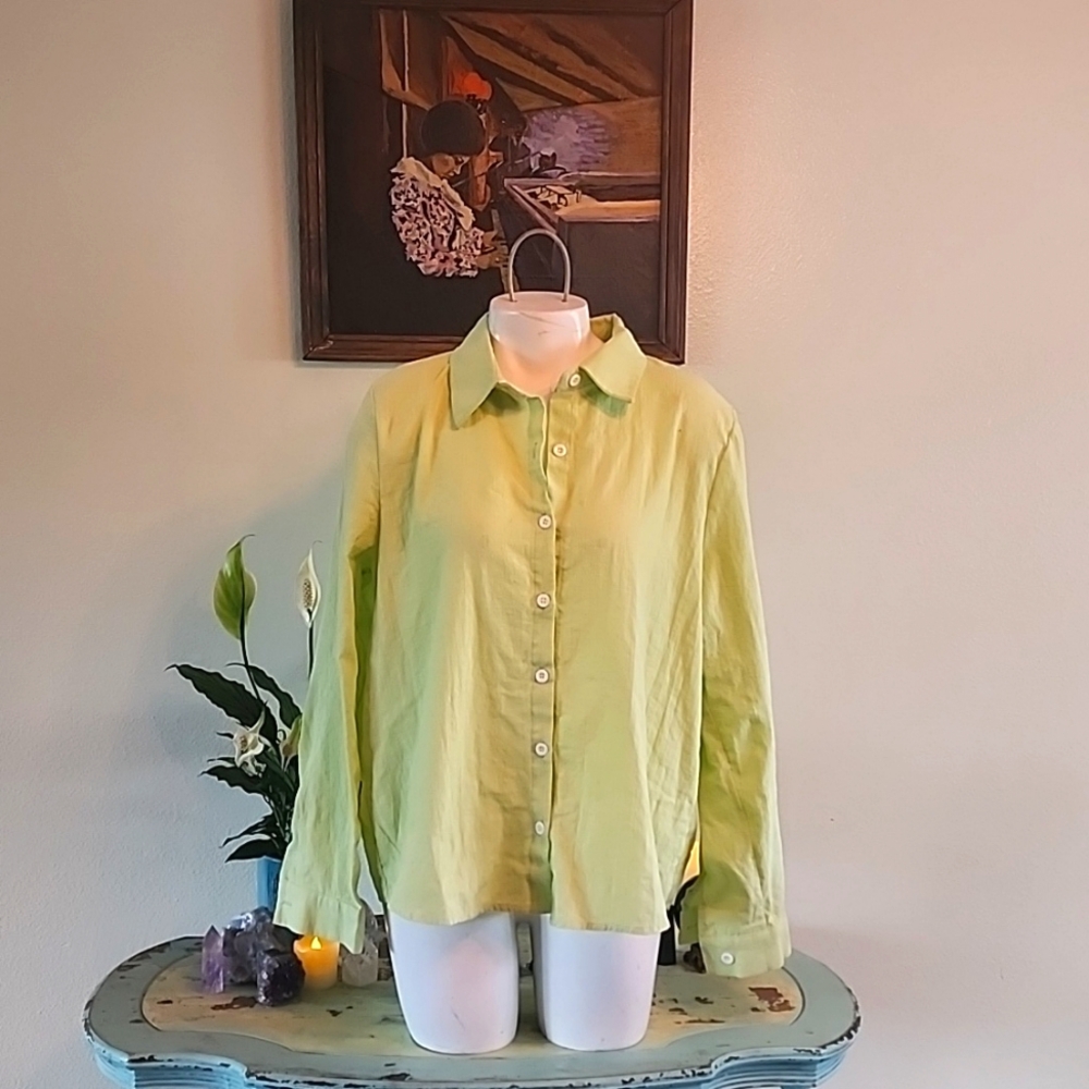 Sz L Linen button down blouse